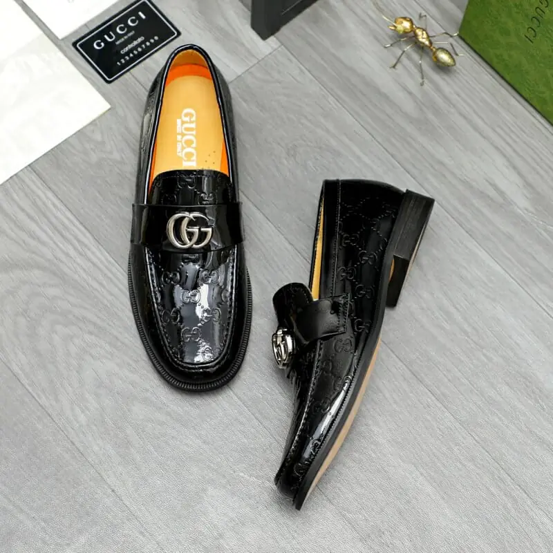 gucci oxfords chaussures pour homme s_12570ba2